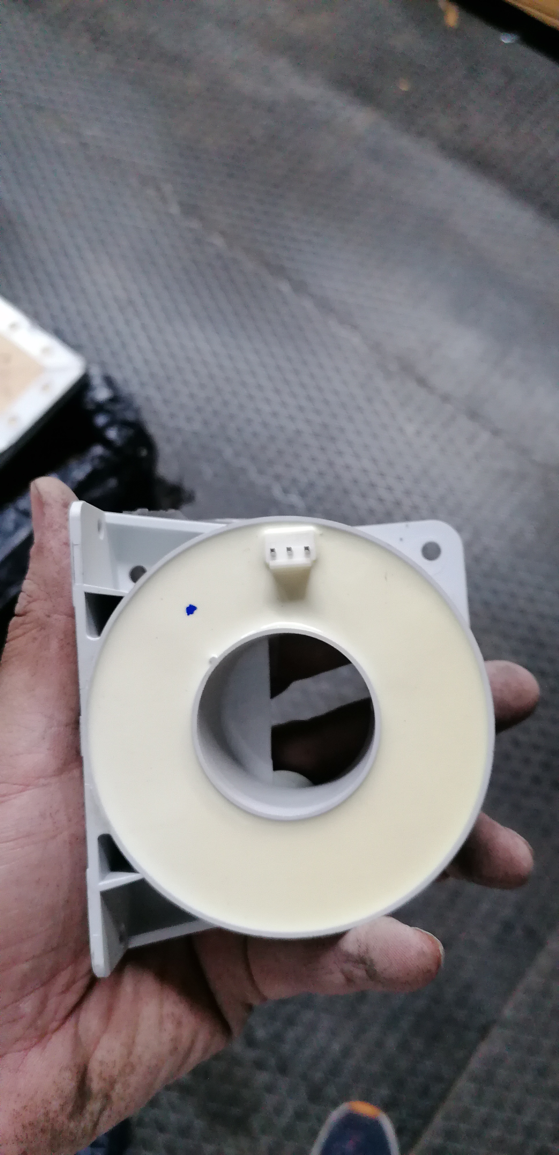 CURRENT TRANSFORMER